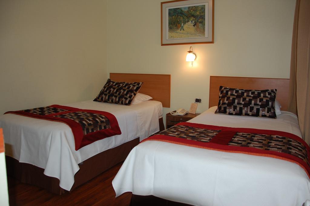 Hotel Plaza Concepción Chambre photo